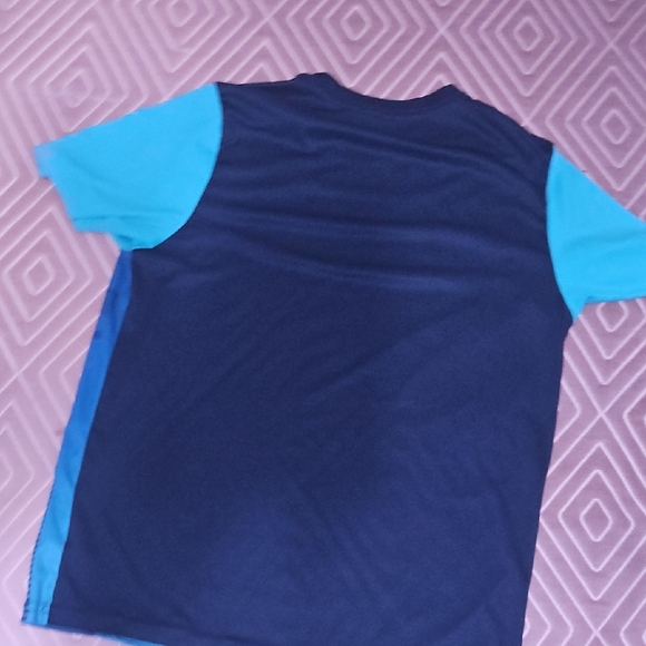 Athletic Works Men's Blue and Teal Rash Guard - Picture 2 of 2